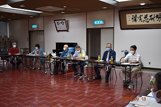 総会風景